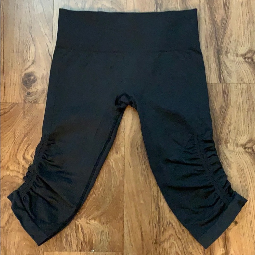 Grey Lululemon Capri Leggings